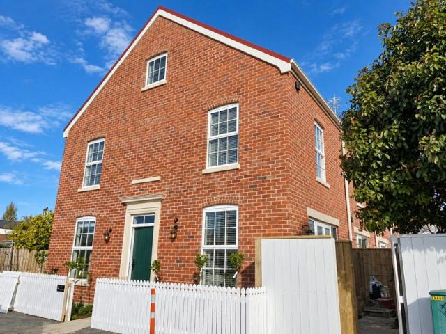 House for rent in Waltham, Linwood-Central-Heathcote Community