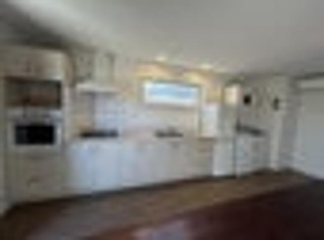 Townhouse for rent in Heathcote, Canterbury