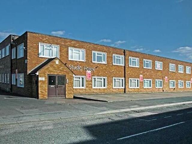 House for rent in Lyons, Greater London