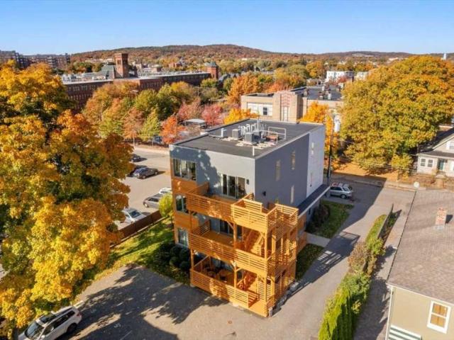 Condo for rent in Waltham, Massachusetts