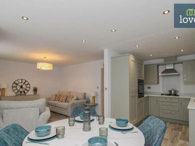 House for sale in Grimsby, North East Lincolnshire