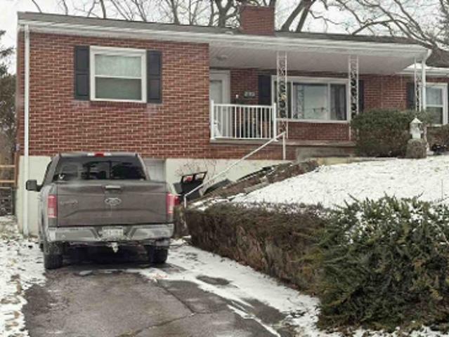 House for sale in Bluefield, West Virginia