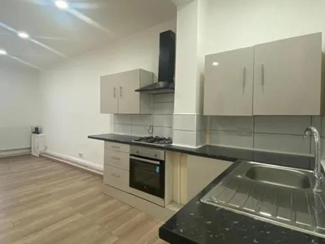 Apartment for rent in Calderstones
