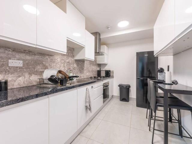Studio for rent in Dollis Hill, Greater London