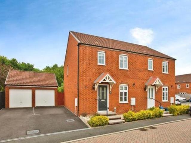 House for sale in Glastonbury, Somerset