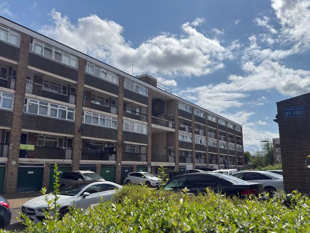 House for rent in Horsell, Woking