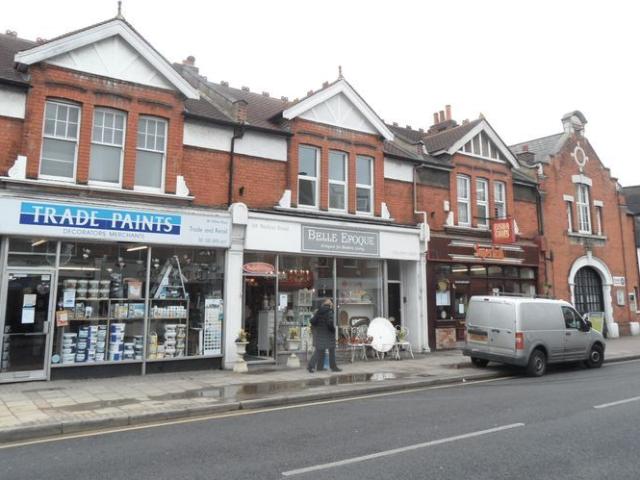 Apartment for rent in Blackhills, Surrey