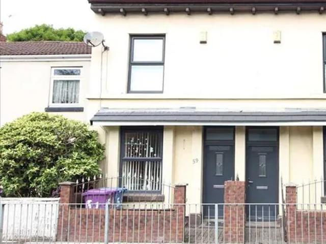House for rent in Calderstones
