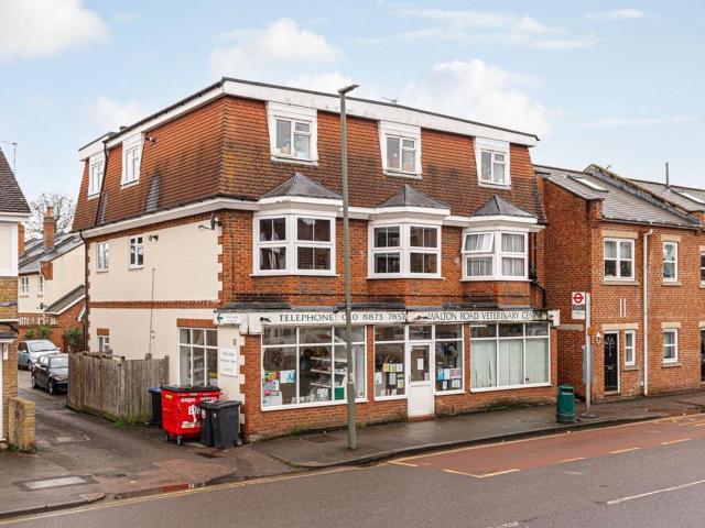 Apartment for rent in West Molesey, Elmbridge