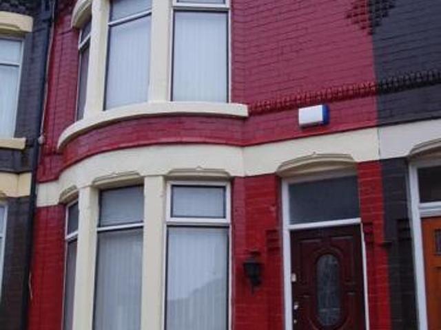 House for rent in Calderstones