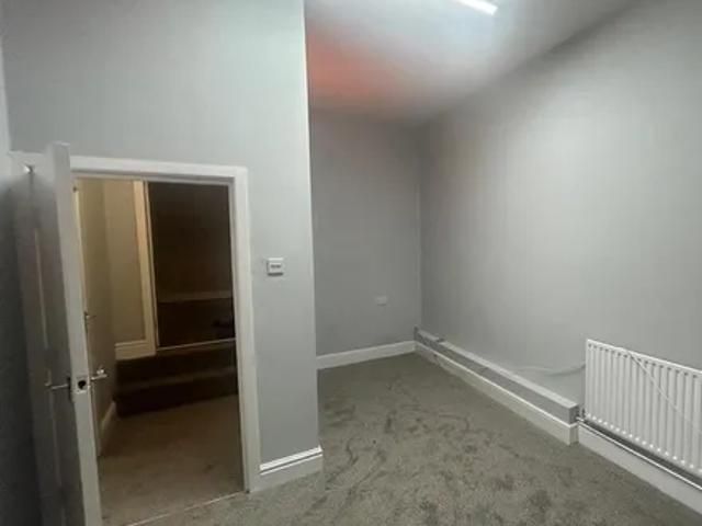 Apartment for rent in Calderstones