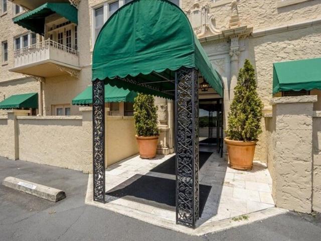 Condo for sale in Augusta