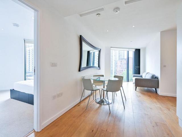 Apartment for rent in Elephant and Castle, Greater London