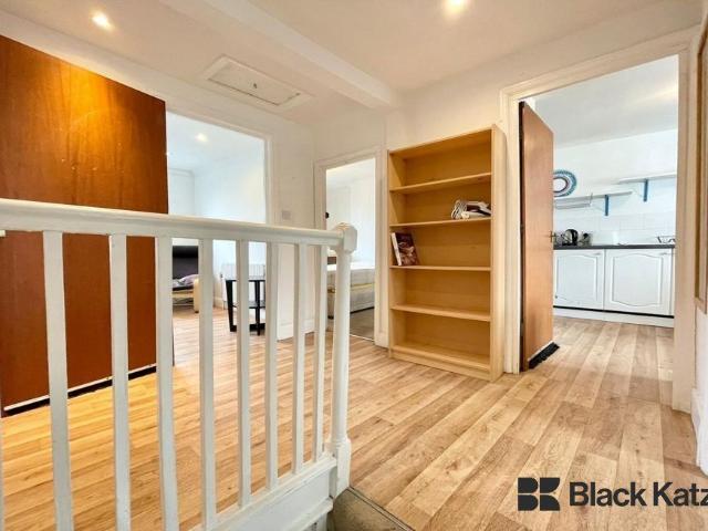 Apartment for rent in Walworth, Greater London