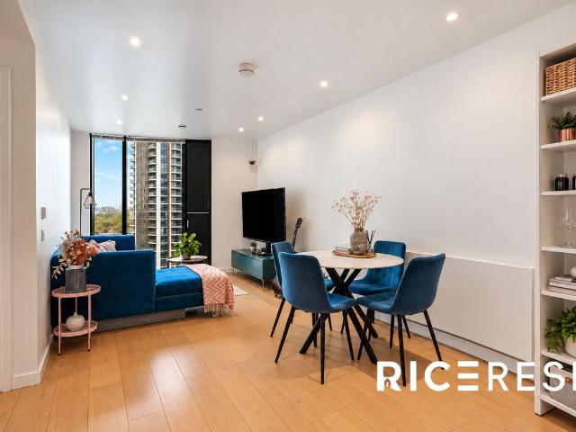 Apartment for rent in Draper Estate, Greater London