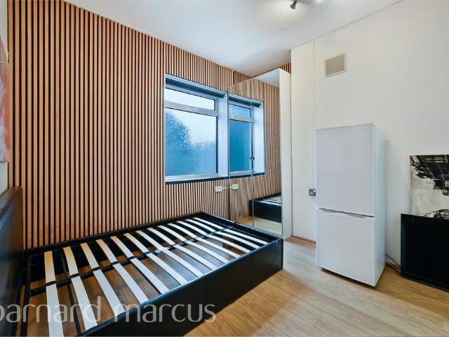 Apartment for rent in Walworth, Greater London