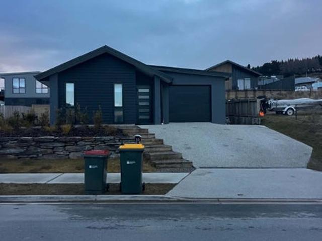 House for rent in Otakou