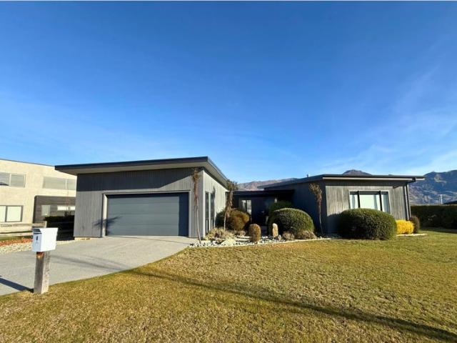 House for rent in Otakou