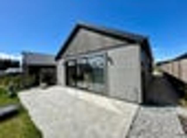 House for rent in Otakou