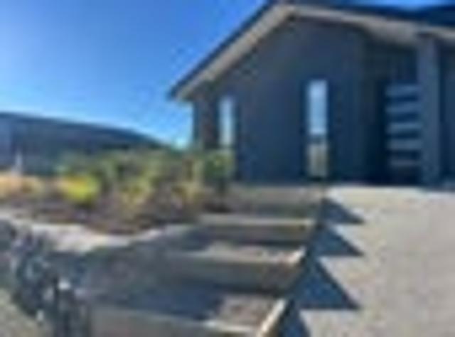 House for rent in Otakou