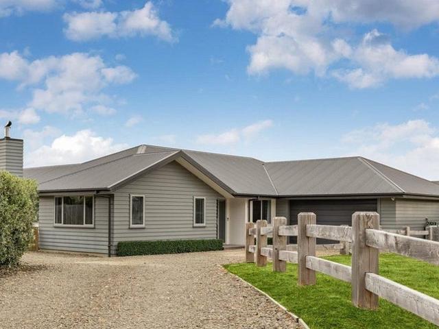 House for rent in Otakou