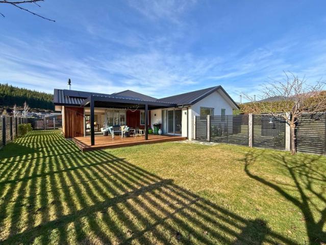 House for rent in Otakou
