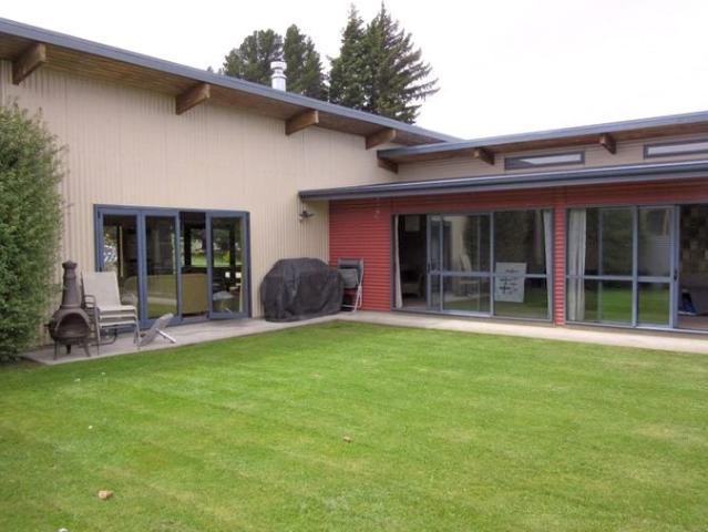 House for rent in Otakou