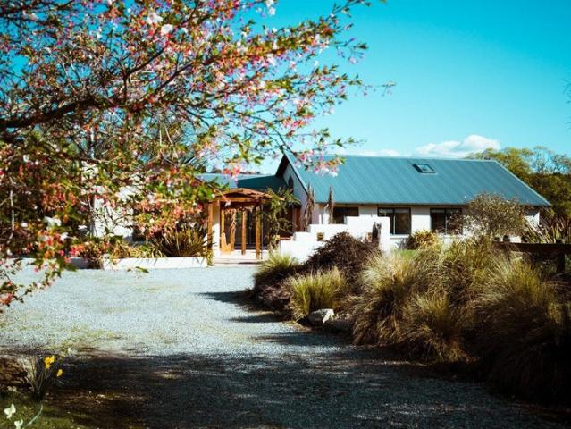 House for rent in Otakou