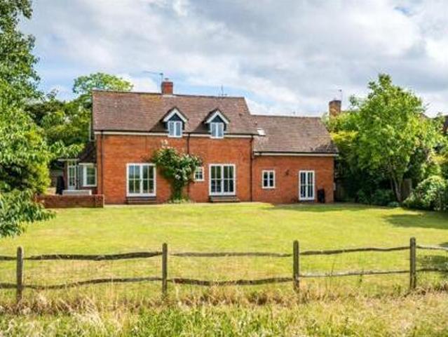 House for sale in Wanborough, Westborough