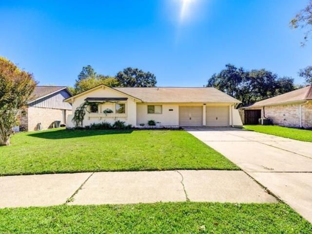House for sale in Friendswood, Texas