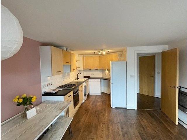 Apartment for rent in London Borough of Croydon, Waddon