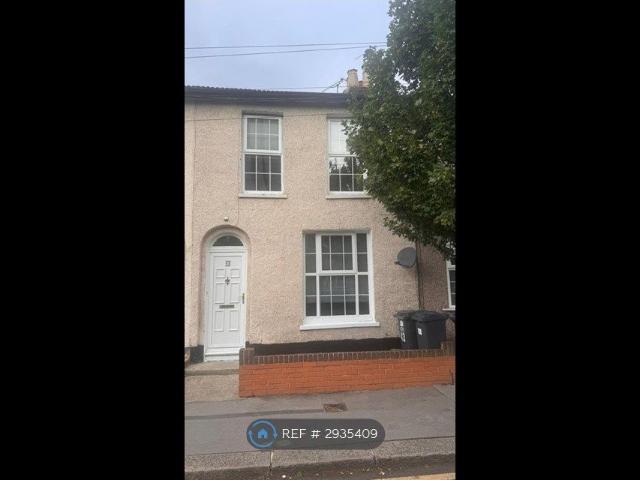 House for rent in London Borough of Croydon, Waddon