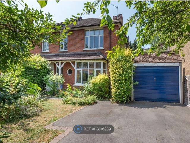 House for rent in London Borough of Merton, Greater London
