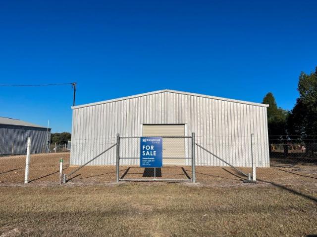 Warehouse for sale in Wandoan, Queensland