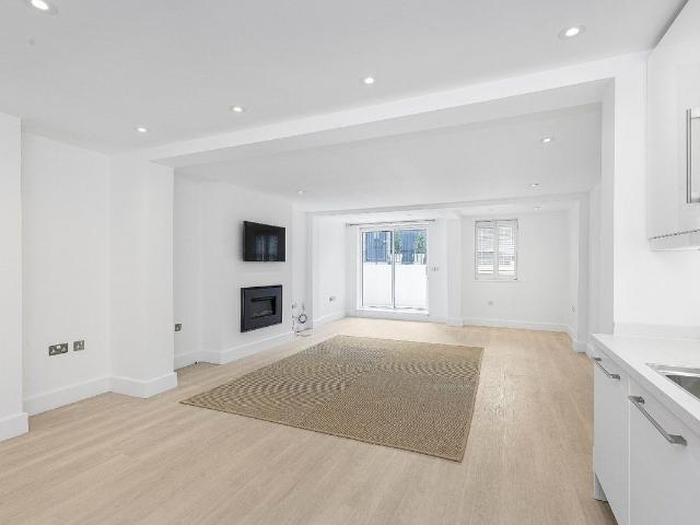 Apartment for rent in Fulham, Greater London