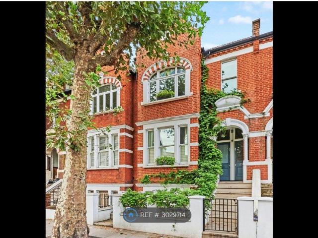 House for rent in Sands End, Greater London
