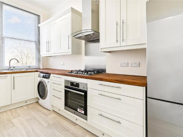 Apartment for rent in London Borough of Wandsworth, Greater London