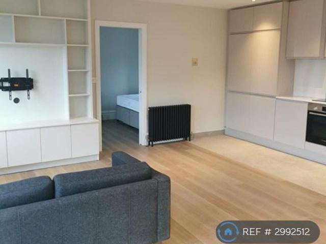 House for rent in Clapham, Greater London