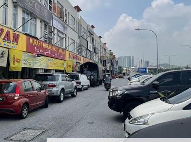 Shop for rent in Country Heights Damansara, Kuala Lumpur
