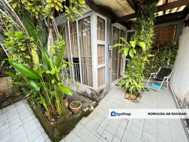 House for sale in Country Heights Damansara, Kuala Lumpur
