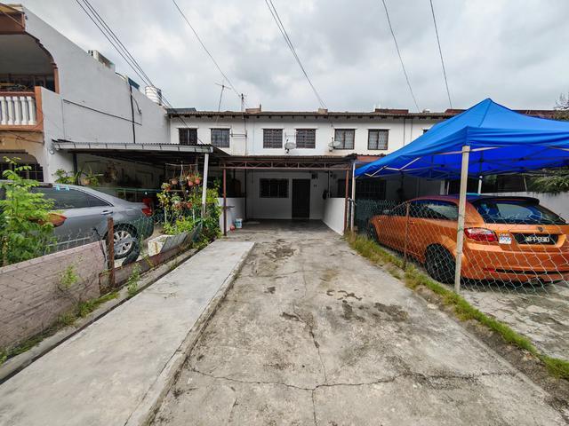 Terraced House for rent in Country Heights Damansara, Kuala Lumpur