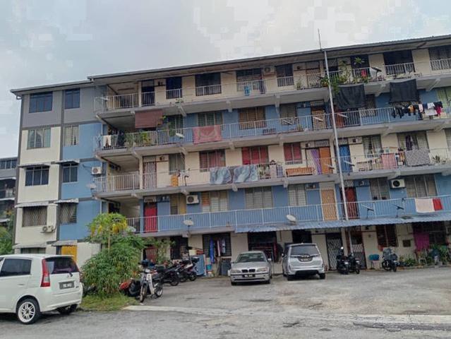Flat for sale in Country Heights Damansara, Kuala Lumpur