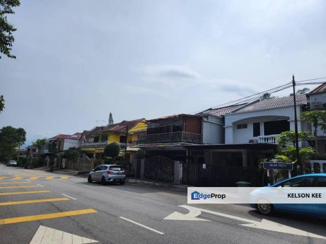 House for sale in Country Heights Damansara, Kuala Lumpur