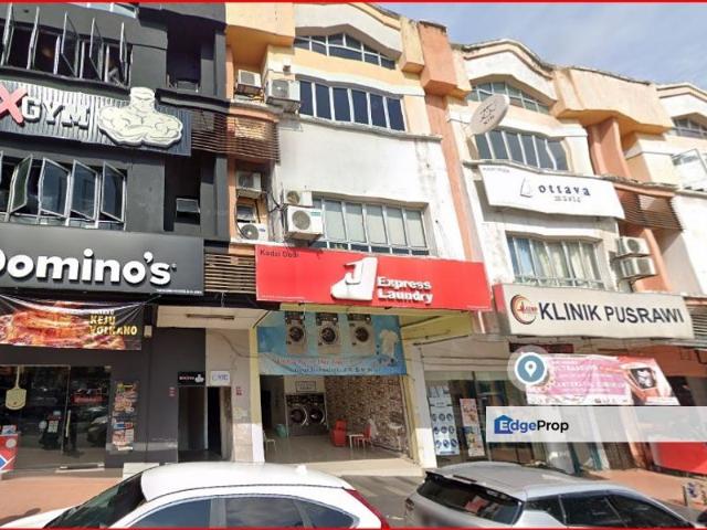 Shop for rent in Kuala Lumpur, Country Heights Damansara