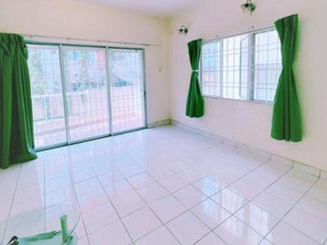 Townhouse for rent in Country Heights Damansara, Kuala Lumpur