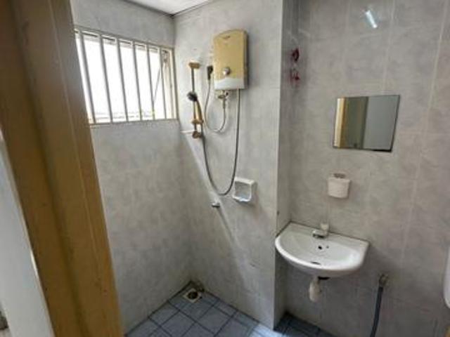 Townhouse for rent in Country Heights Damansara, Kuala Lumpur