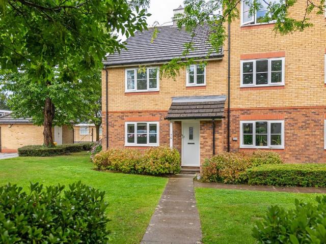 House for rent in Red Hill, Surrey