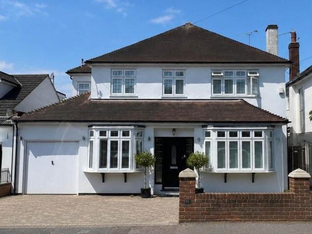 House for rent in Brook Street, Navestock Side
