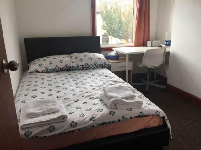 House for rent in London Borough of Redbridge, Greater London