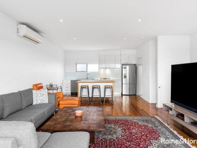 Townhouse for rent in Camerons Creek, Victoria